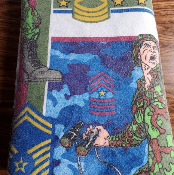 Vintage 2002 Hasbro GI Joe Twin Size Blanket - Picture 2 of 9